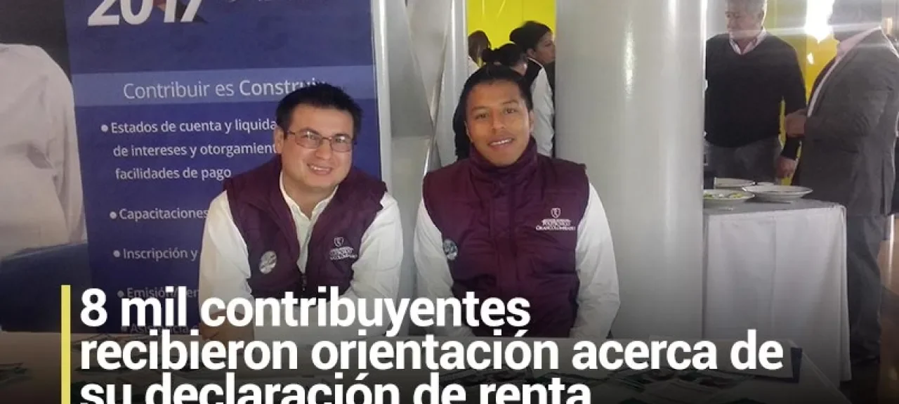 contribuyentes-reciben-capacitacion.jpg